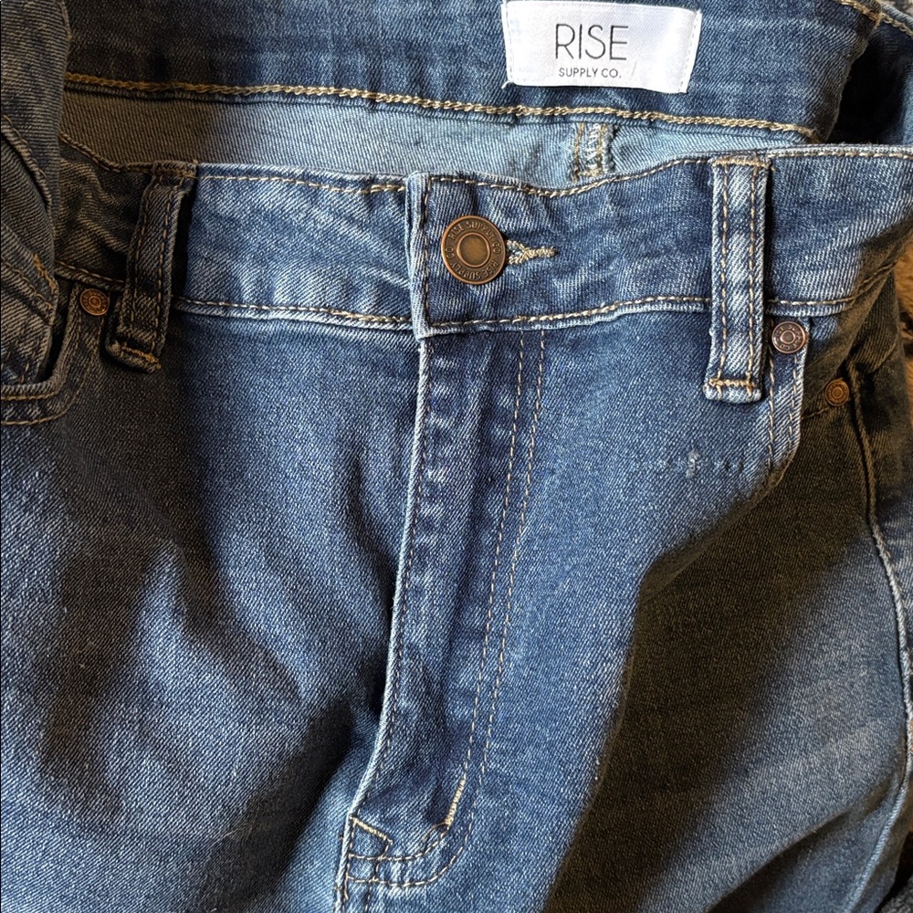 RISE | Low Rise Jeans - Picture 4 of 6